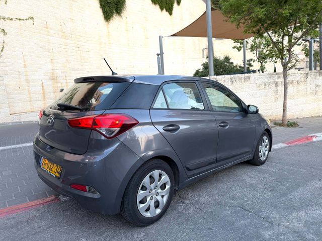 יונדאי i20