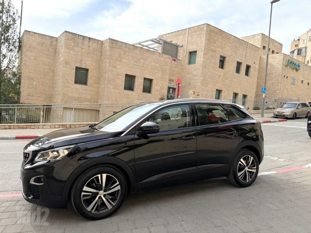 פיג'ו 3008