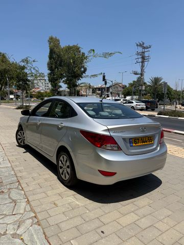 יונדאי אקסנט i25