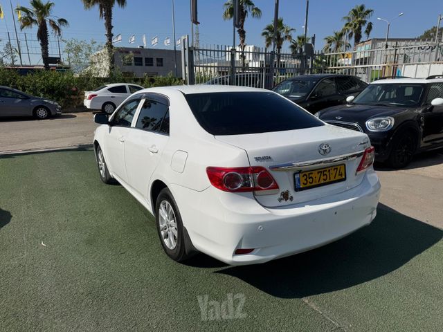 טויוטה קורולה