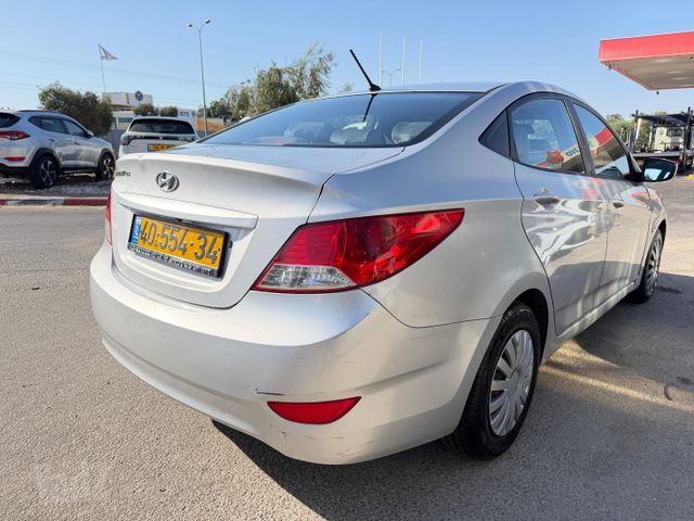 יונדאי אקסנט i25
