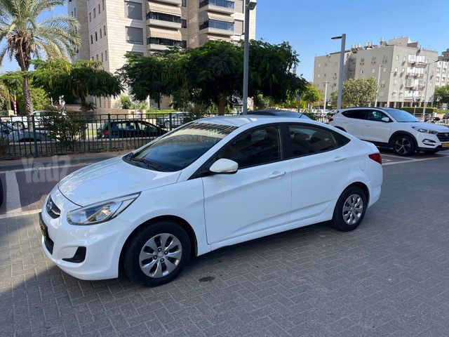 יונדאי אקסנט i25