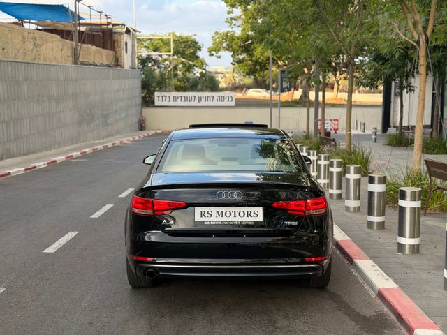 אאודי A4