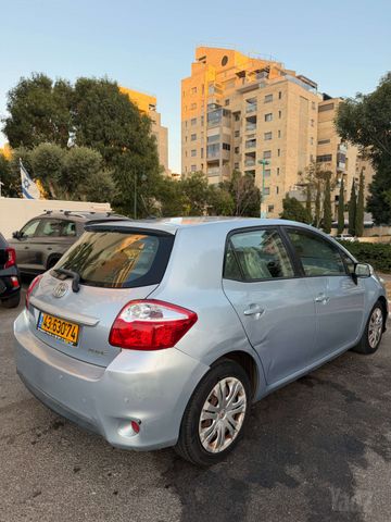 טויוטה אוריס