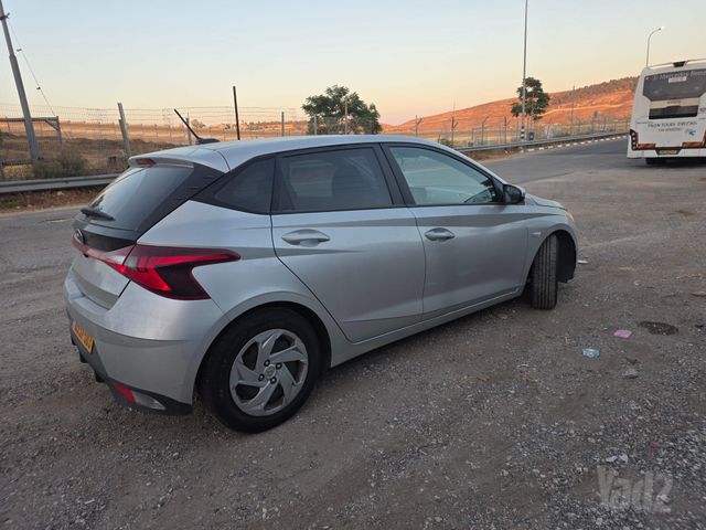 מודעת רכב יונדאי i20