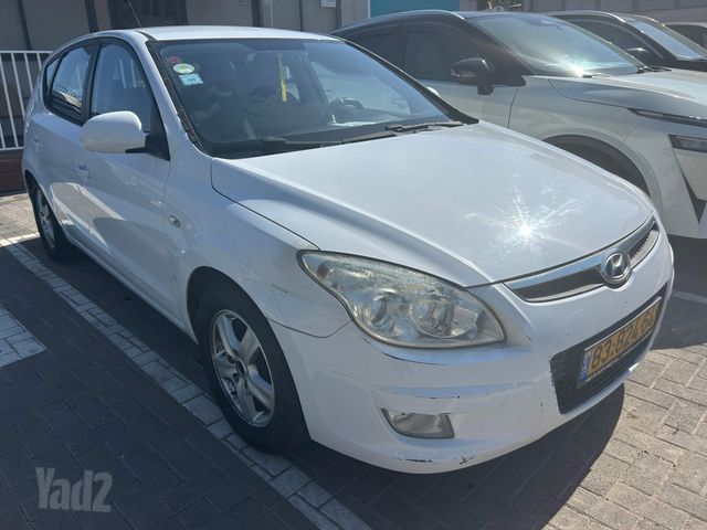 יונדאי i30