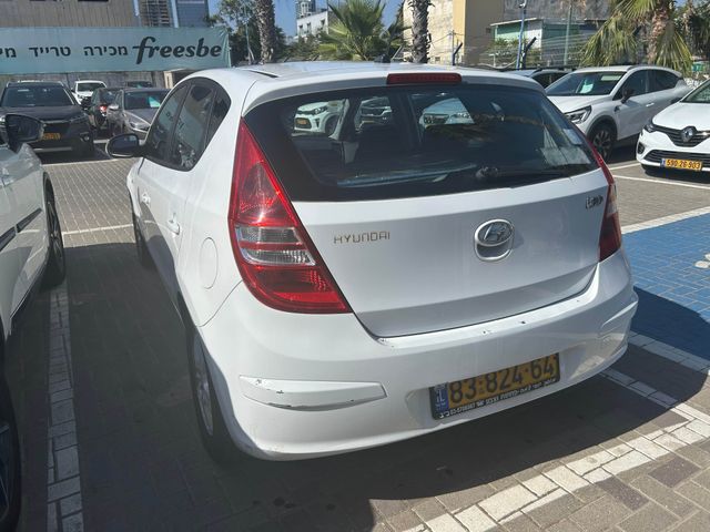 יונדאי i30