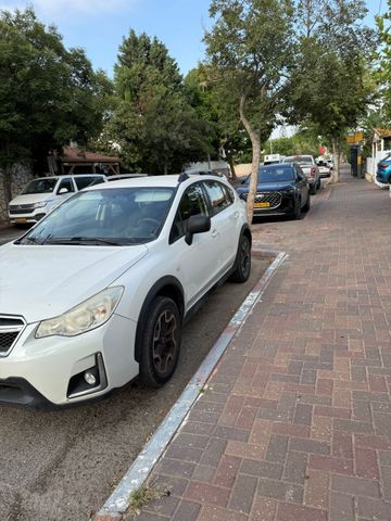 מודעת רכב סובארו XV
