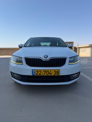 סקודה אוקטביה