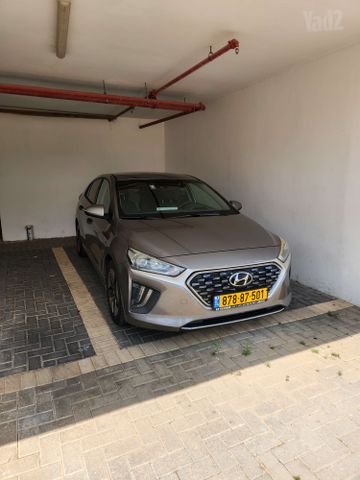 יונדאי איוניק