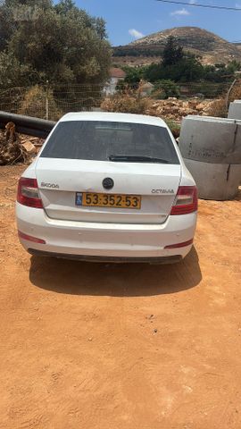סקודה אוקטביה