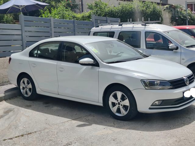 מודעת רכב פולקסווגן ג'טה
