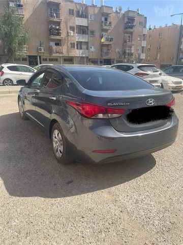 יונדאי I35