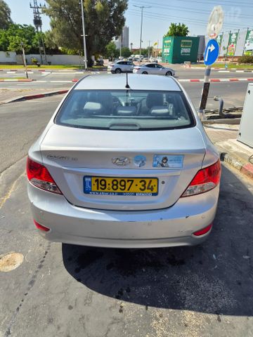 יונדאי אקסנט i25