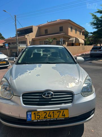 יונדאי אקסנט i25