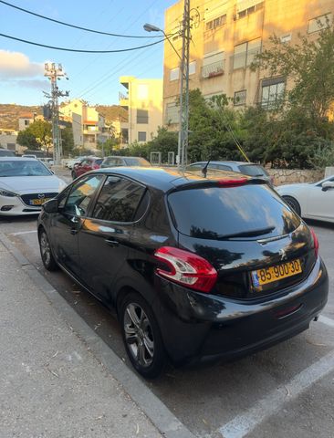 מודעת רכב פיג'ו 208