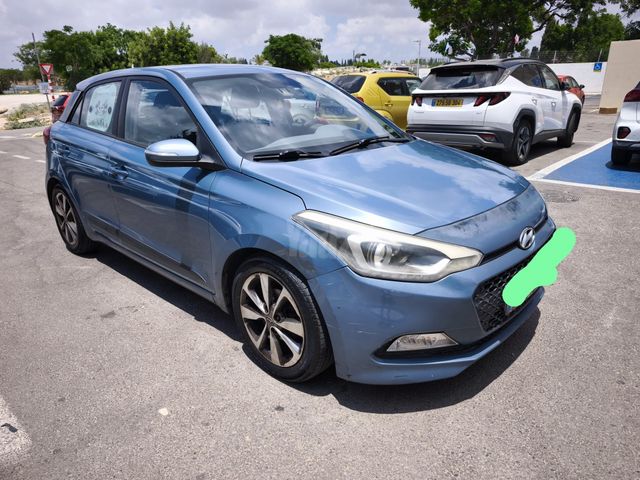 יונדאי i20