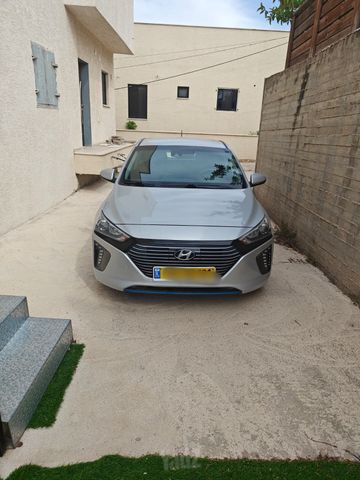מודעת רכב יונדאי איוניק