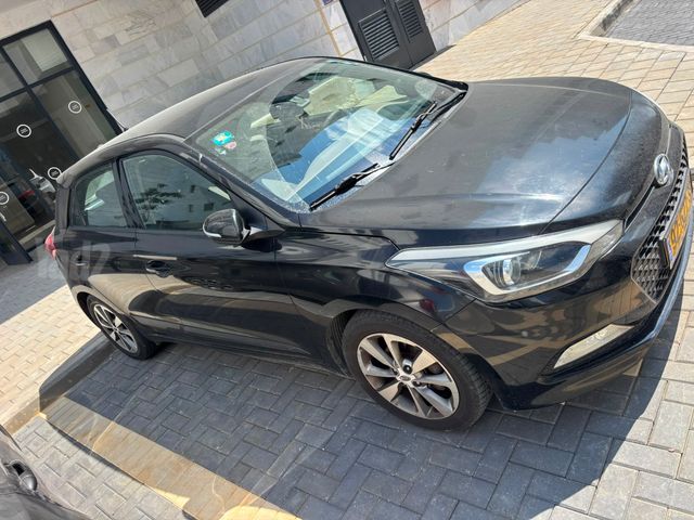 יונדאי i20
