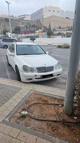 מרצדס-בנץ C-class