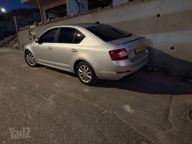 סקודה אוקטביה