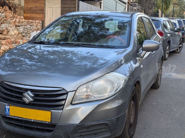 מודעת רכב סוזוקי קרוסאובר