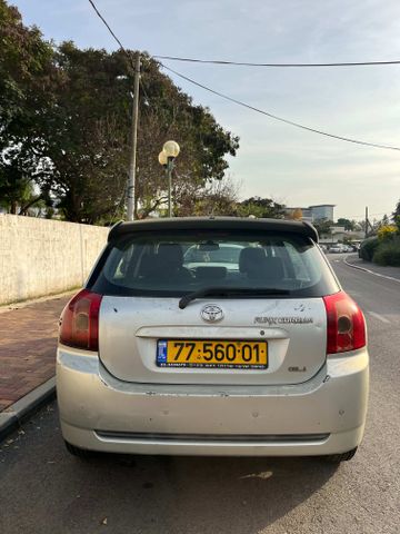 טויוטה קורולה