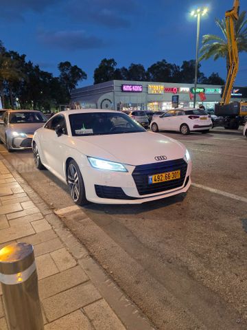 אאודי TT
