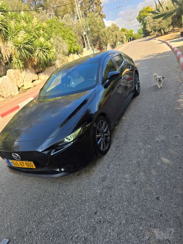 מאזדה 3