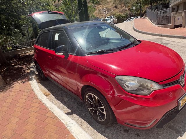 אם ג'י MG3