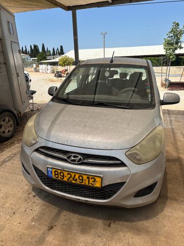 יונדאי i10