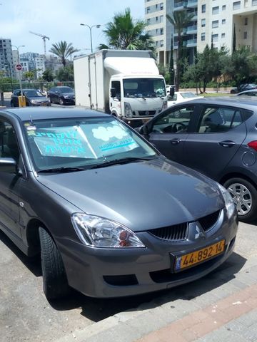מודעת רכב מיצובישי לנסר