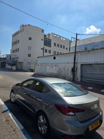 יונדאי אלנטרה