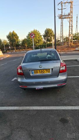 סקודה אוקטביה