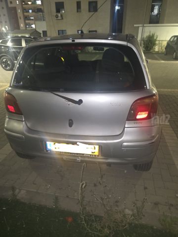 טויוטה יאריס