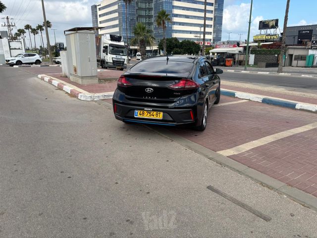 יונדאי איוניק
