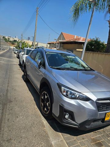 מודעת רכב סובארו XV