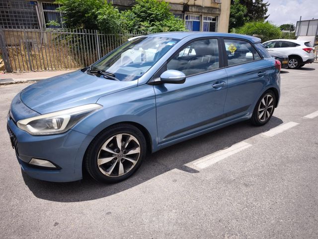 יונדאי i20