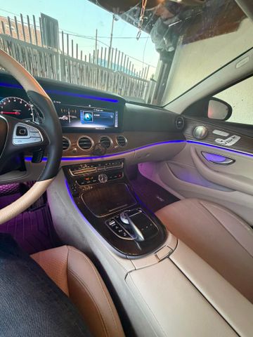 מרצדס-בנץ E-class
