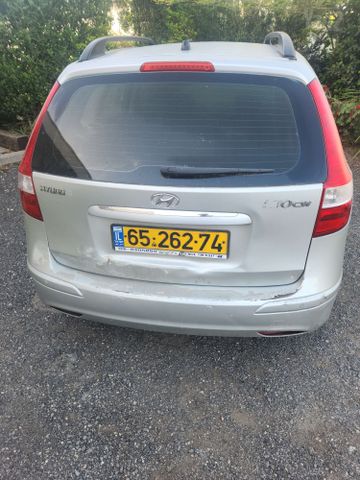 יונדאי i30