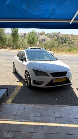 סיאט לאון