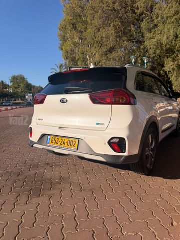 קיה נירו