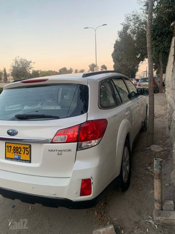 סובארו אאוטבק