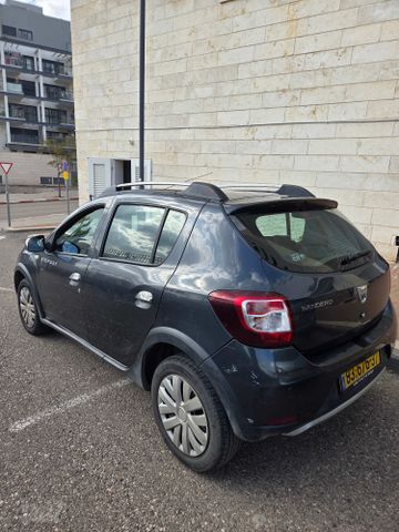 דאצ'יה סנדרו