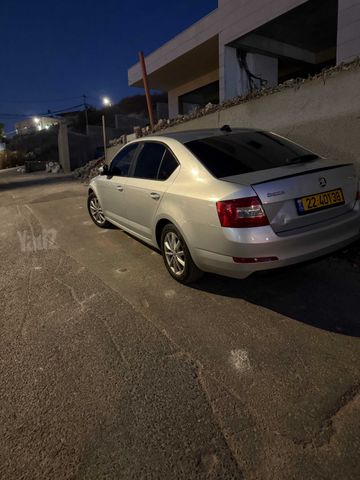 סקודה אוקטביה