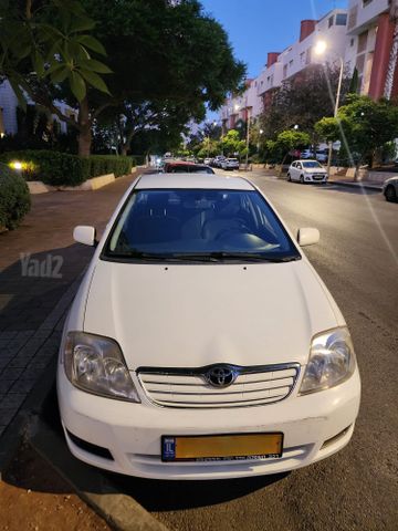 טויוטה קורולה
