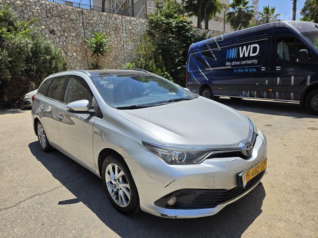 מודעת רכב טויוטה אוריס