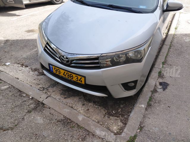 טויוטה קורולה