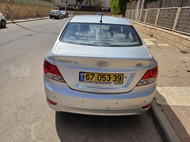 יונדאי אקסנט i25