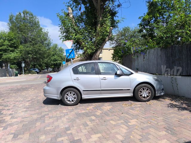 מודעת רכב סוזוקי SX4